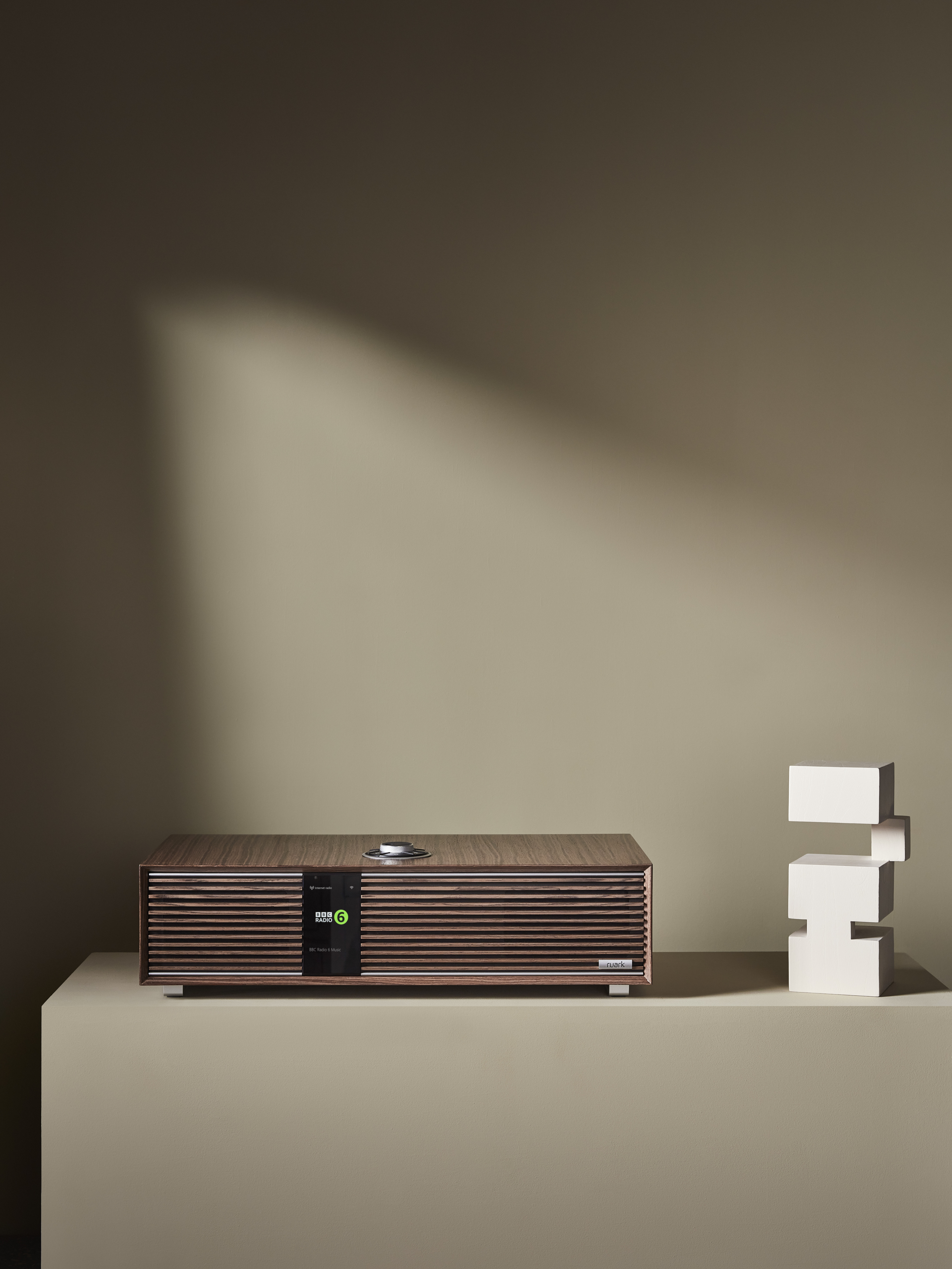 Ruark R410 Integrated Music System thumbnail image